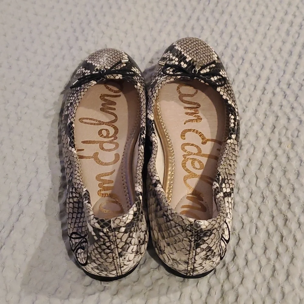 Sam Edelman Snake Skin Felicia Flats Size 5.5 (#5)